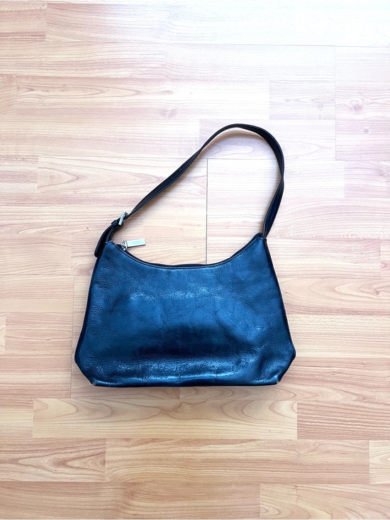 HOBO Handbags - HOBO International Vintage Y2K Leather Shoulder Bag